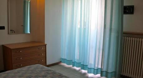 Apart-hotel Azzurra 3*